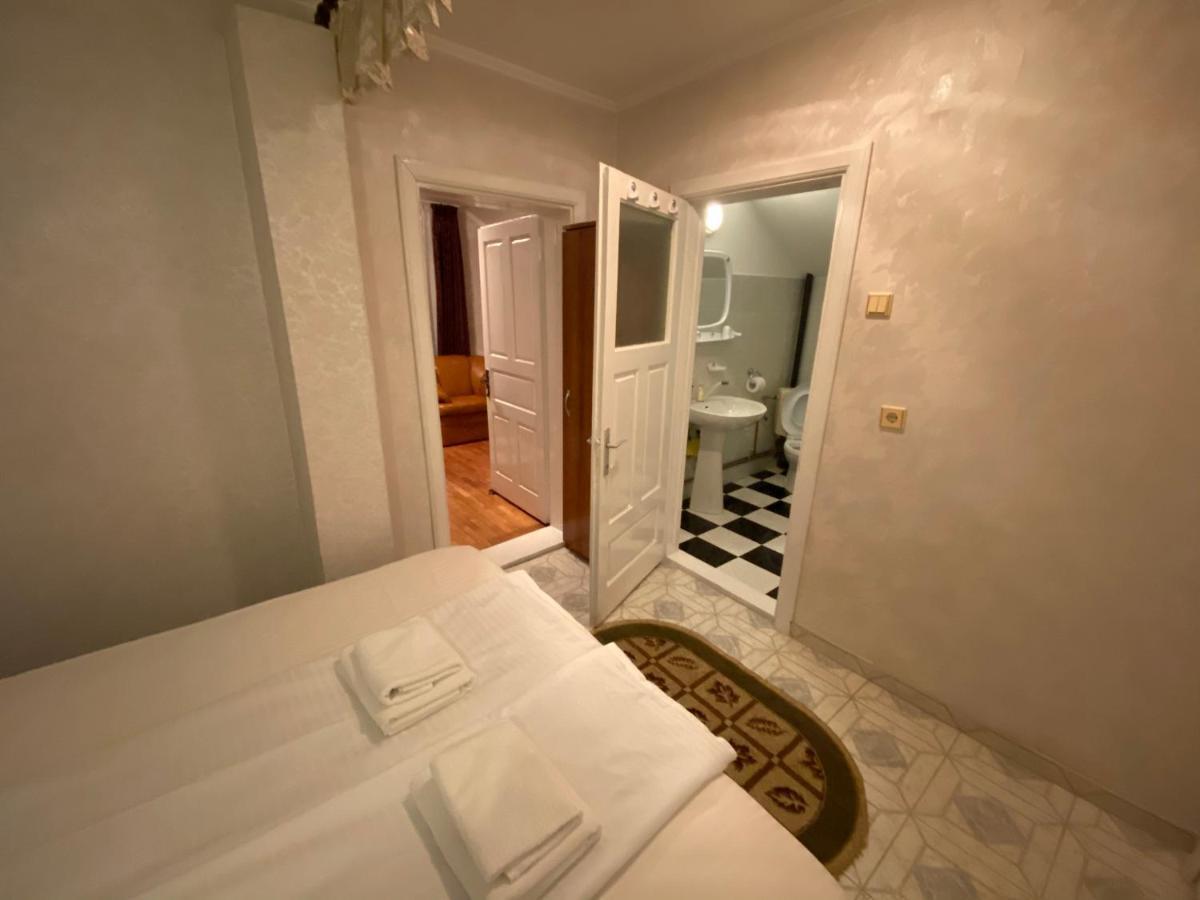 Apartament Mansarda Apartment Curtea De Arges Ngoại thất bức ảnh